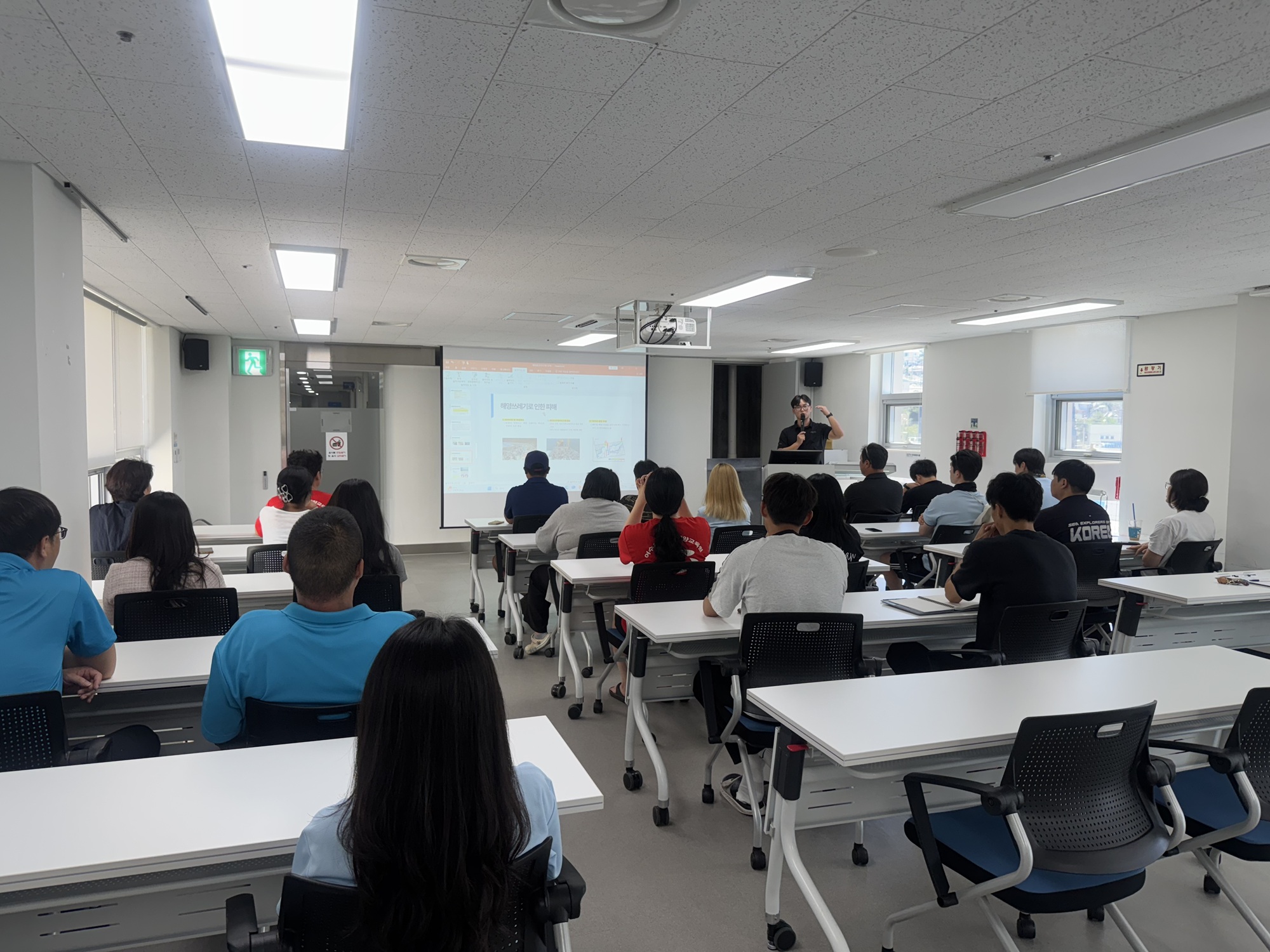 efde7af64ff59633957b53a045e0a5d8_1769405308_2735.jpg efde7af64ff59633957b53a045e0a5d8_1769405308_2735.jpg