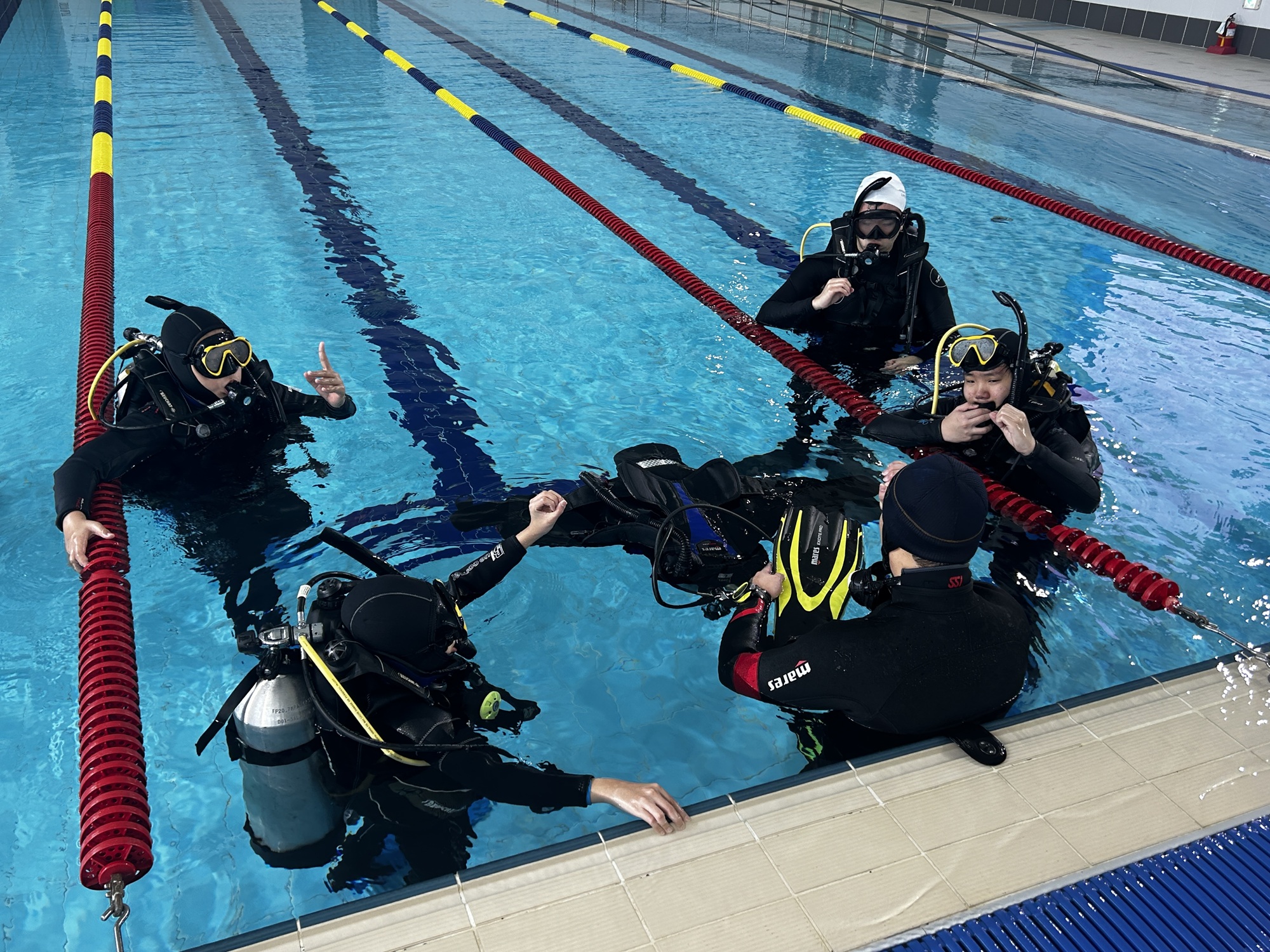 efde7af64ff59633957b53a045e0a5d8_1769405424_1725.jpg efde7af64ff59633957b53a045e0a5d8_1769405424_1725.jpg