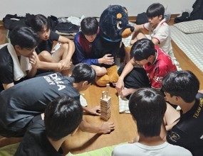 한국해양소년단전남동부연맹은 2026년 7월 11일부터 7월 12일까지 용인 에버랜드 및 캐리비안 베이에서 「2026 여름해양학교」를 운영하였다.본 프로그램에는 지도자와 대원 등 총 85명이 참여하여 에버랜드 체험활동과 캐리비안 베이 수상체험을 진행하였으며, 다양한 단체활동을 통해 협동심과 공동체 의식을 함양하고 참가자 간 소통과 화합을 증진하는 계기가 되었다.